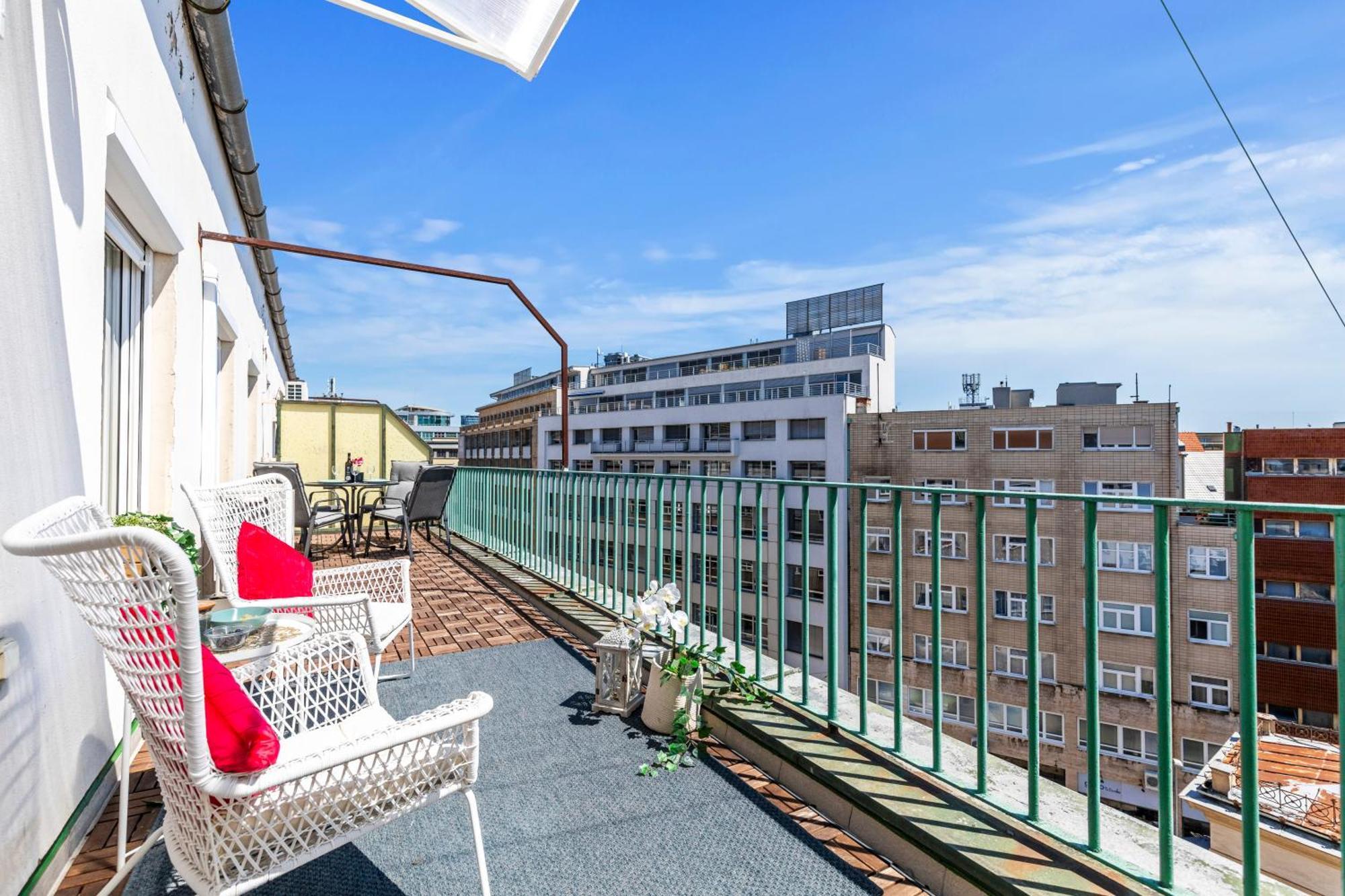 Heart Of The City Center 2 Rooms By Zazi Bratislava Esterno foto
